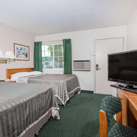 Travelodge By Wyndham Grants Pass Buitenkant foto