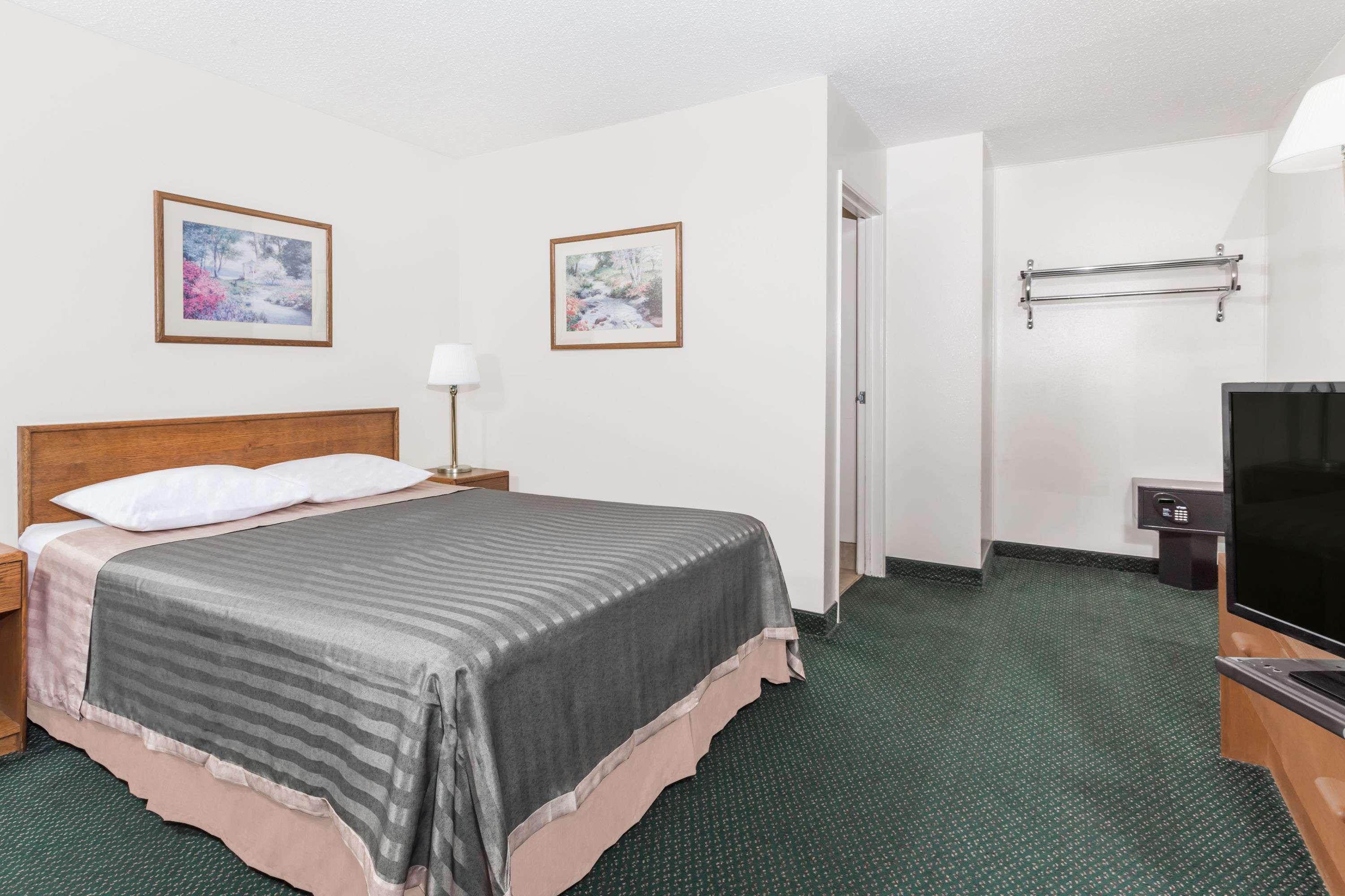 Travelodge By Wyndham Grants Pass Buitenkant foto